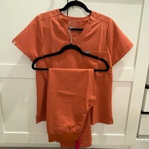 FIGS SET - Catarina (S) top & Livingston (SP) bottom - Color: Terracotta - NWOT